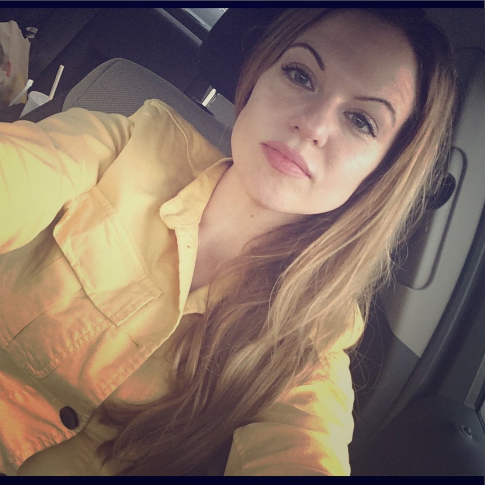 Meet your Posher, Rebecca